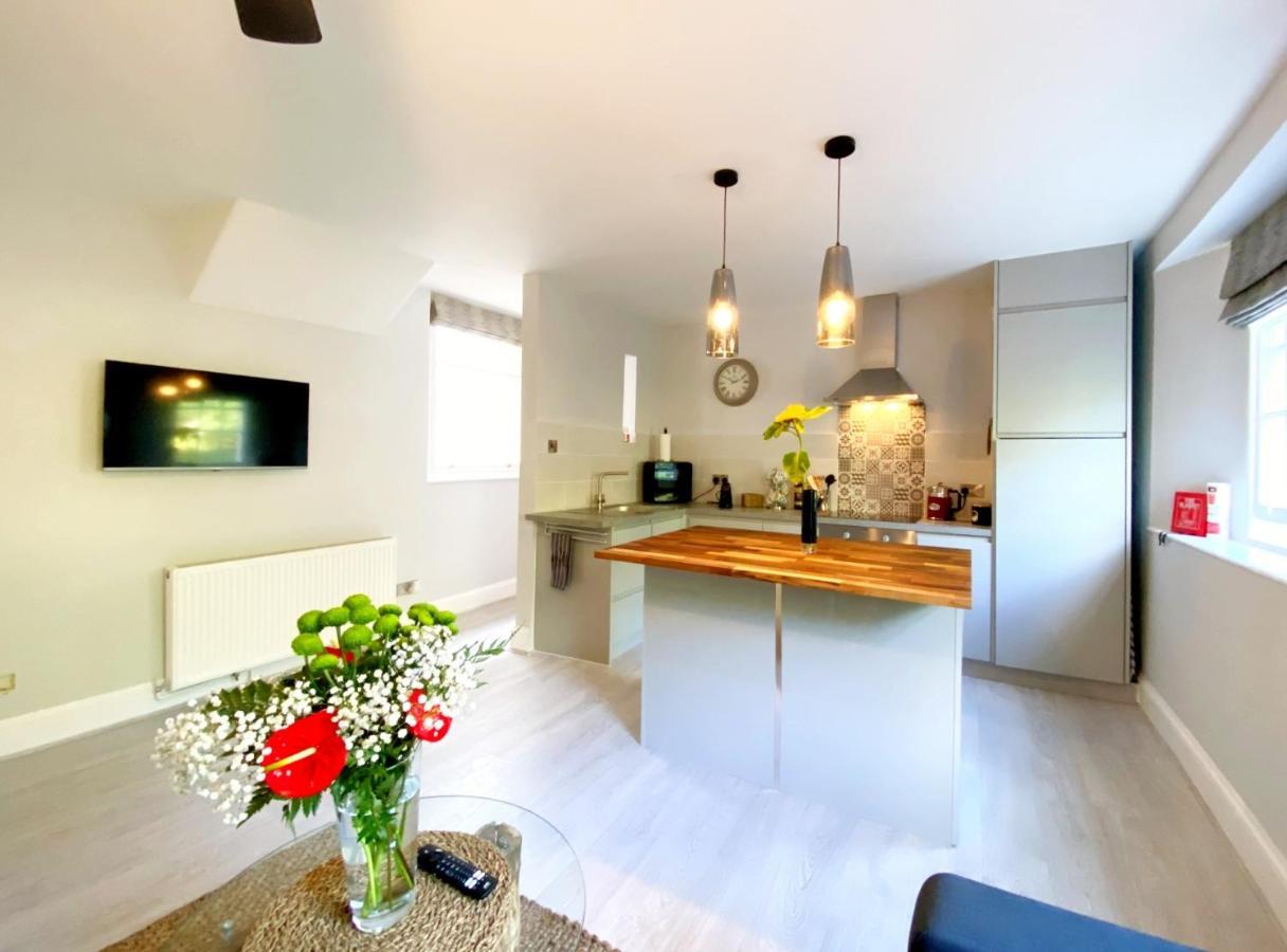 Meadfoot Bay Apartment At Hesketh Crescent Torquay Dış mekan fotoğraf